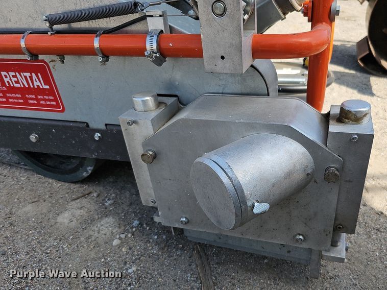 image for item MD9973 2018 Husqvarna Soff-Cut 2000  concrete saw