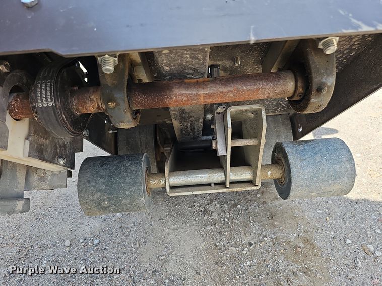 image for item MD9973 2018 Husqvarna Soff-Cut 2000  concrete saw