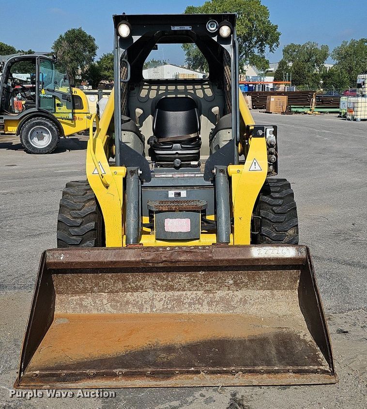image for item MD9975 2015 Wacker Neuson SW24  skid steer loader
