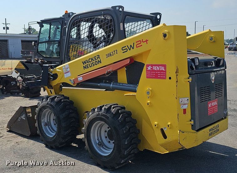 image for item MD9975 2015 Wacker Neuson SW24  skid steer loader