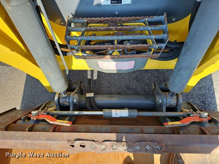 image for item MD9975 2015 Wacker Neuson SW24  skid steer loader