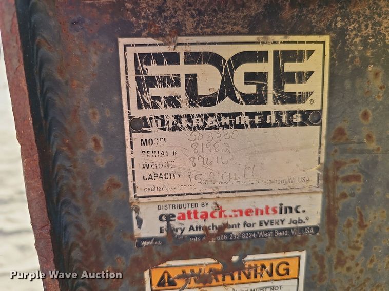 image for item MD9975 2015 Wacker Neuson SW24  skid steer loader