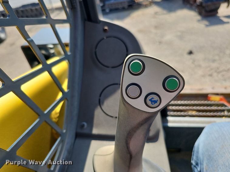 image for item MD9975 2015 Wacker Neuson SW24  skid steer loader