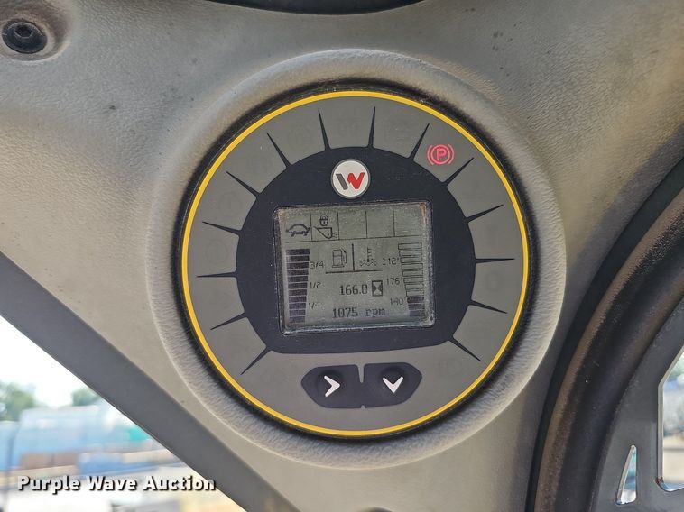 image for item MD9975 2015 Wacker Neuson SW24  skid steer loader