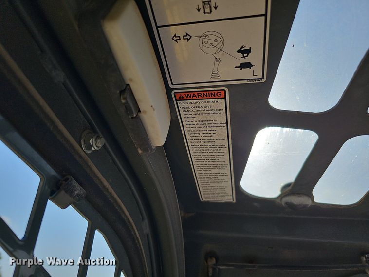 image for item MD9975 2015 Wacker Neuson SW24  skid steer loader