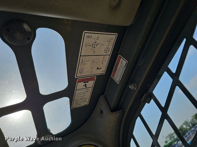 image for item MD9975 2015 Wacker Neuson SW24  skid steer loader