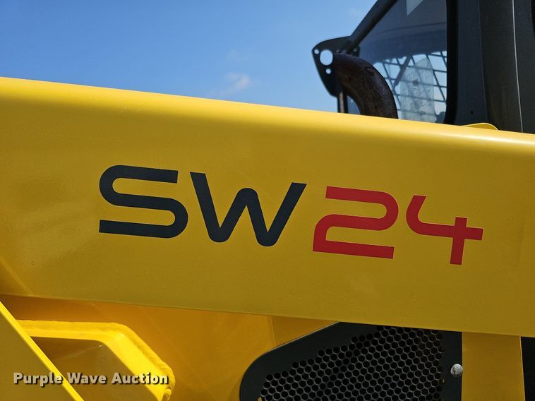 image for item MD9975 2015 Wacker Neuson SW24  skid steer loader