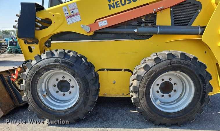 image for item MD9975 2015 Wacker Neuson SW24  skid steer loader