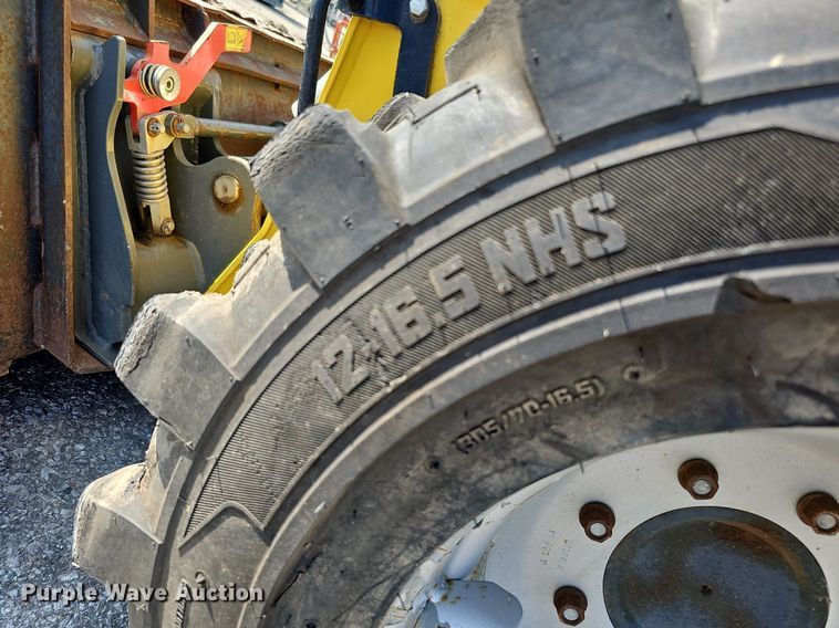 image for item MD9975 2015 Wacker Neuson SW24  skid steer loader