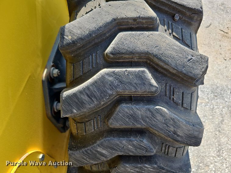 image for item MD9975 2015 Wacker Neuson SW24  skid steer loader