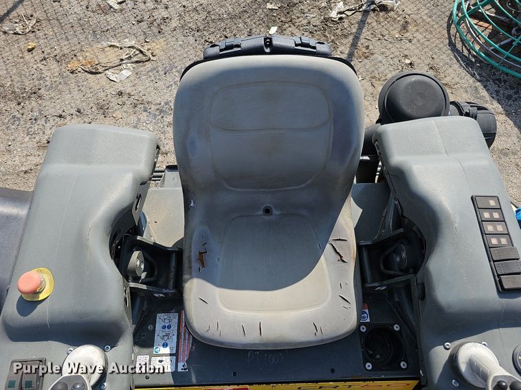 image for item MD9976 2016 Wacker Neuson CRT60-74L  power trowel