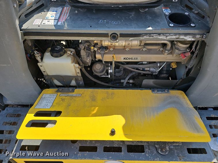 image for item MD9976 2016 Wacker Neuson CRT60-74L  power trowel