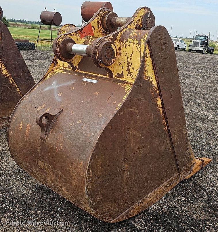 image for item MD9981 40" W excavator bucket
