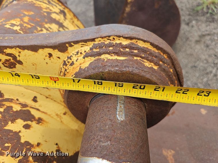 image for item MD9981 40" W excavator bucket