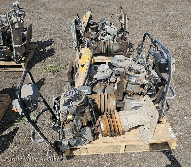 image for item MD9982 (4) plate compactors