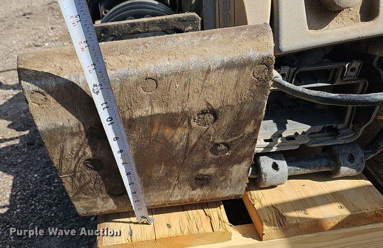 image for item MD9982 (4) plate compactors