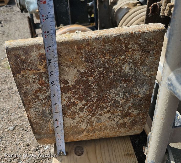 image for item MD9982 (4) plate compactors