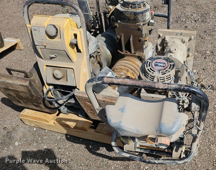 image for item MD9982 (4) plate compactors