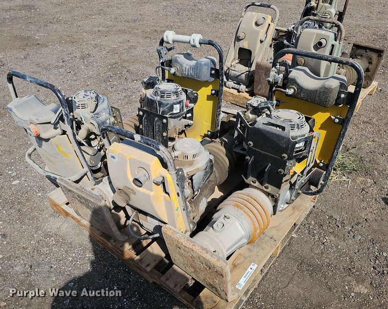 image for item MD9984 (4) plate compactors