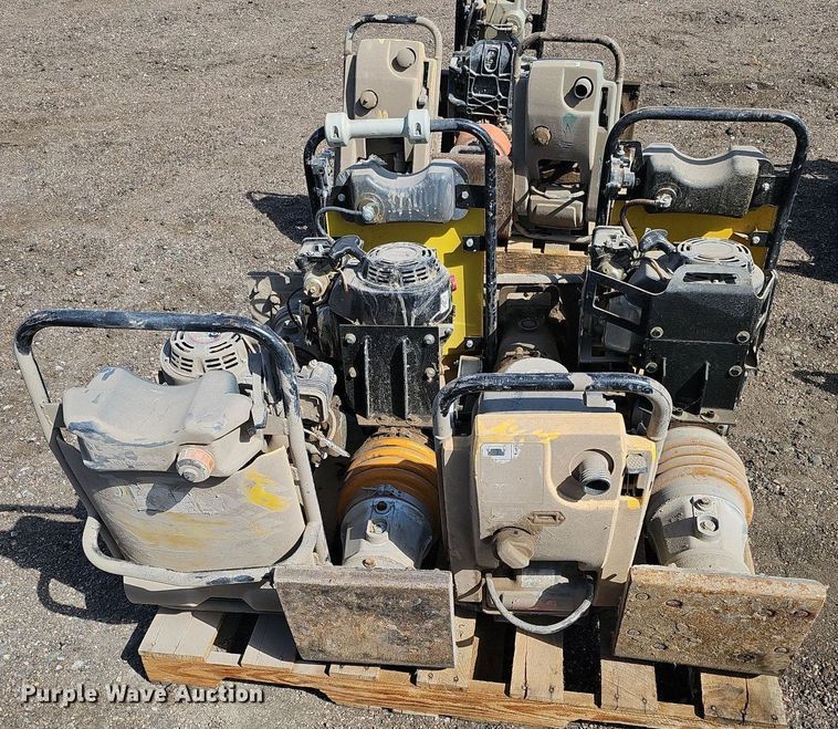 image for item MD9984 (4) plate compactors