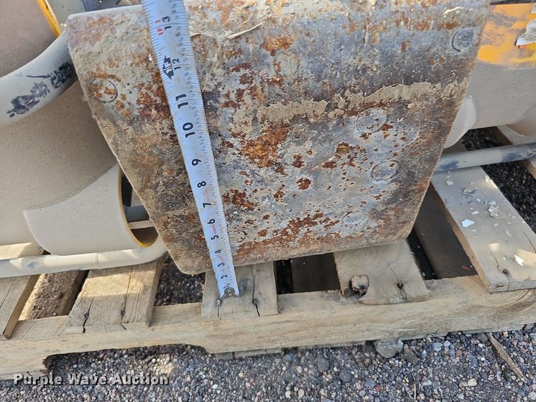 image for item MD9984 (4) plate compactors