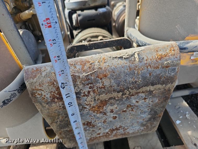 image for item MD9984 (4) plate compactors