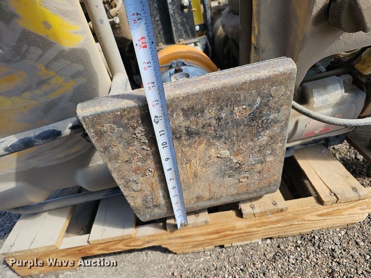 image for item MD9984 (4) plate compactors