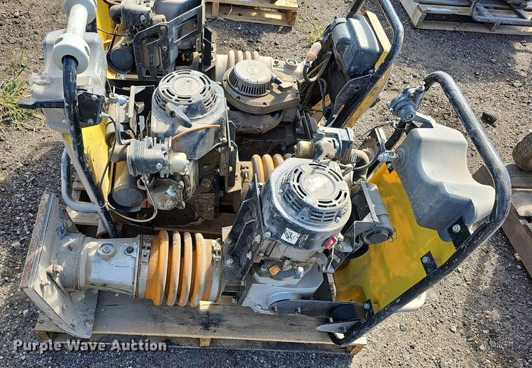 image for item MD9984 (4) plate compactors