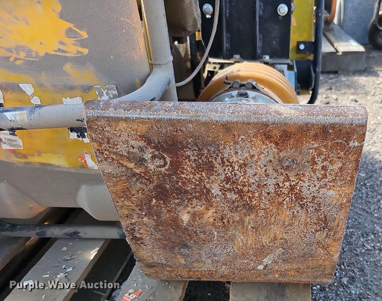 image for item MD9984 (4) plate compactors