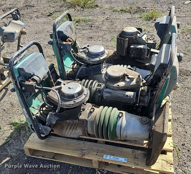 image for item MD9985 (4) Wacker Neuson plate compactors