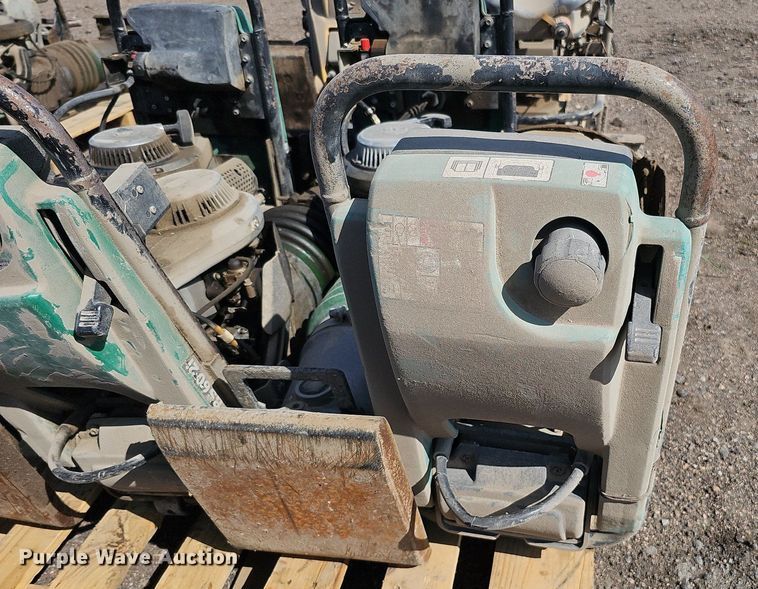 image for item MD9985 (4) Wacker Neuson plate compactors