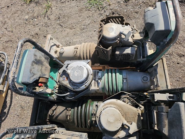 image for item MD9985 (4) Wacker Neuson plate compactors