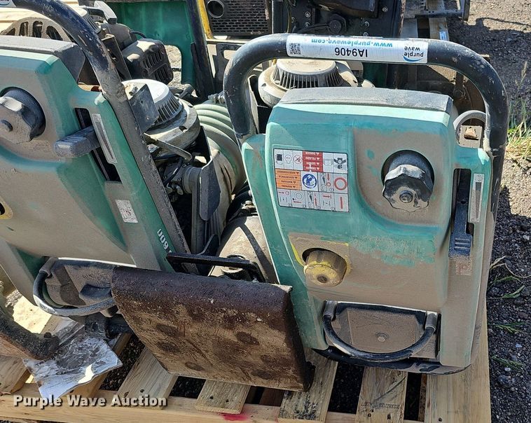image for item MD9985 (4) Wacker Neuson plate compactors