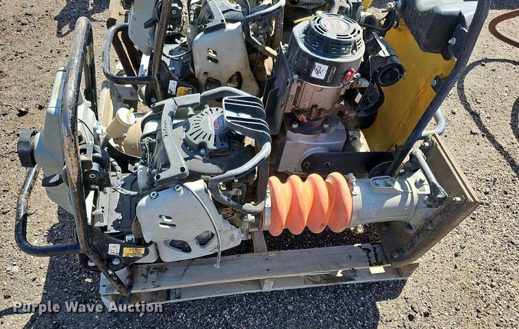 image for item MD9990 (4) plate compactors