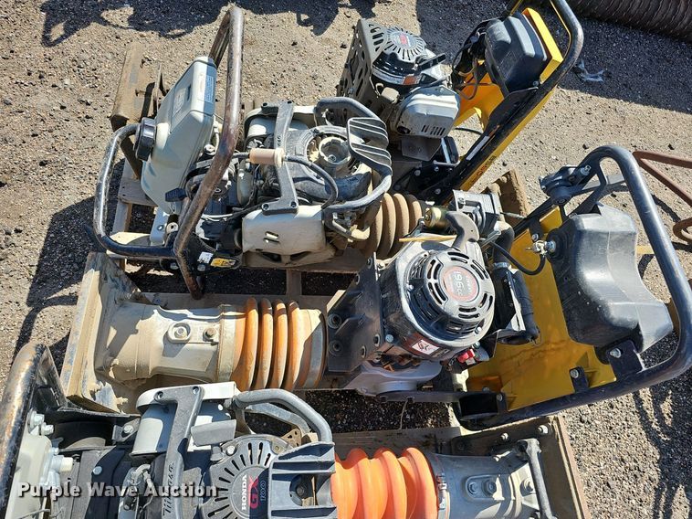 image for item MD9990 (4) plate compactors