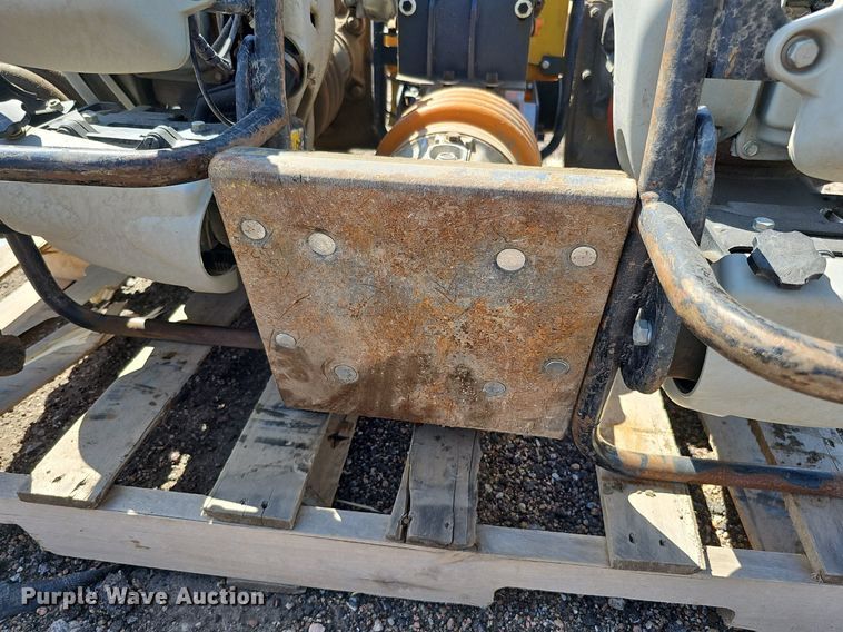 image for item MD9990 (4) plate compactors