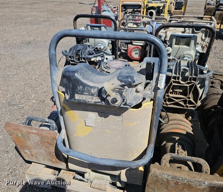 image for item MD9990 (4) plate compactors