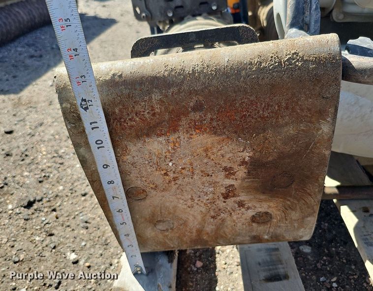 image for item MD9990 (4) plate compactors