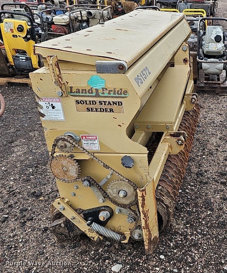 image for item MD9992 Land Pride PS152  seeder