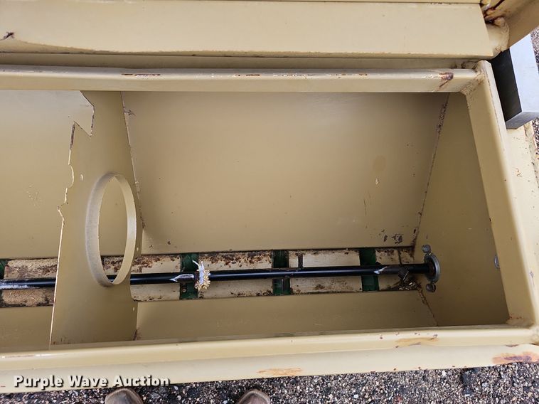 image for item MD9992 Land Pride PS152  seeder