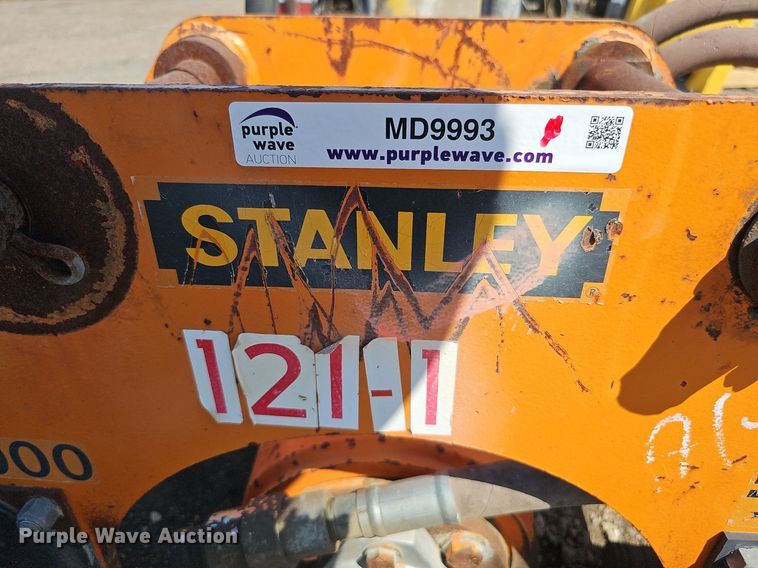 image for item MD9993 Stanley HS6005  excavator plate compactor