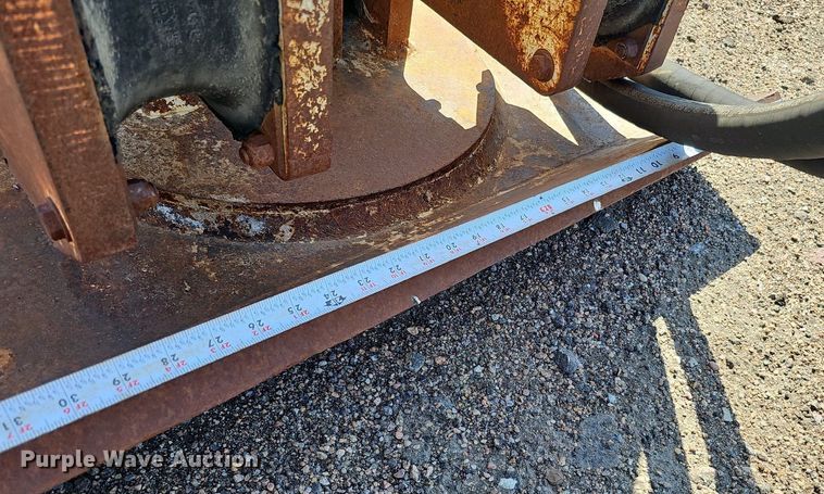 image for item MD9994 Kent KHP 210 II  excavator plate compactor