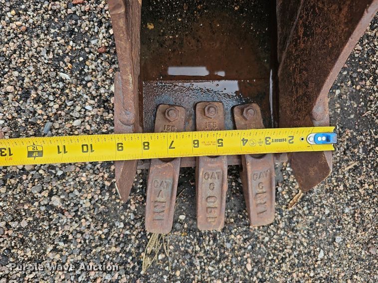 image for item MD9995 (3) excavator buckets