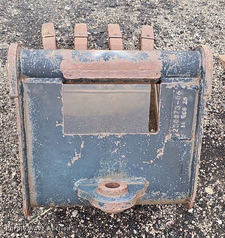 image for item MD9995 (3) excavator buckets