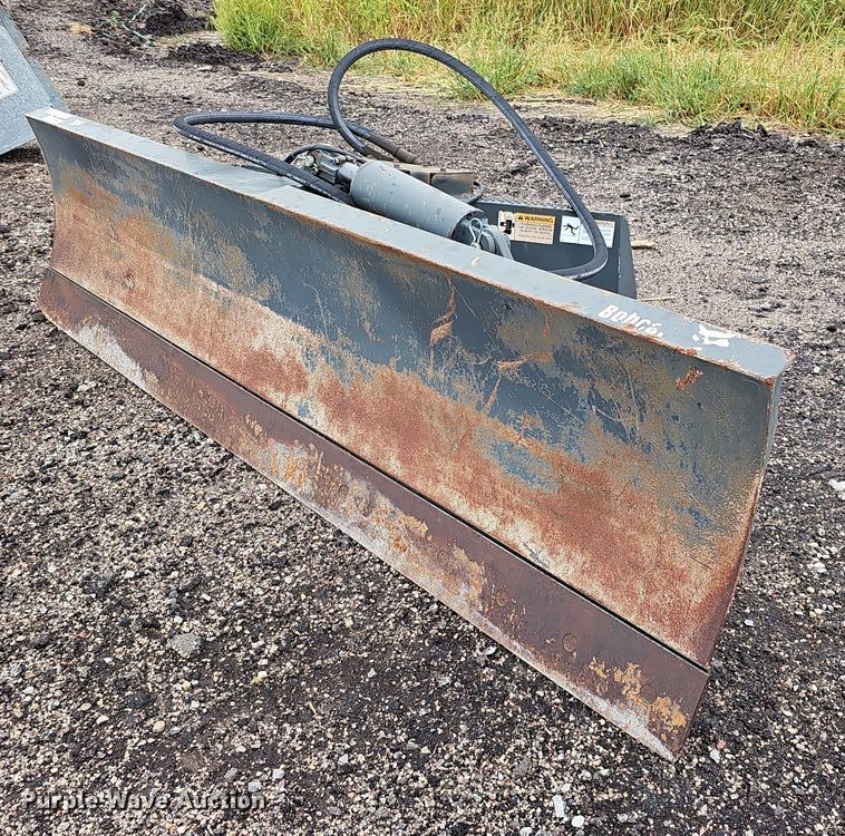 image for item MD9996 2008 Bobcat Dozer 96  skid steer dozer blade