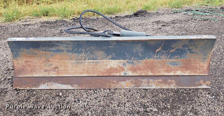 image for item MD9996 2008 Bobcat Dozer 96  skid steer dozer blade