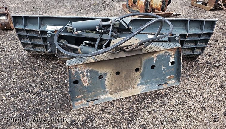 image for item MD9996 2008 Bobcat Dozer 96  skid steer dozer blade