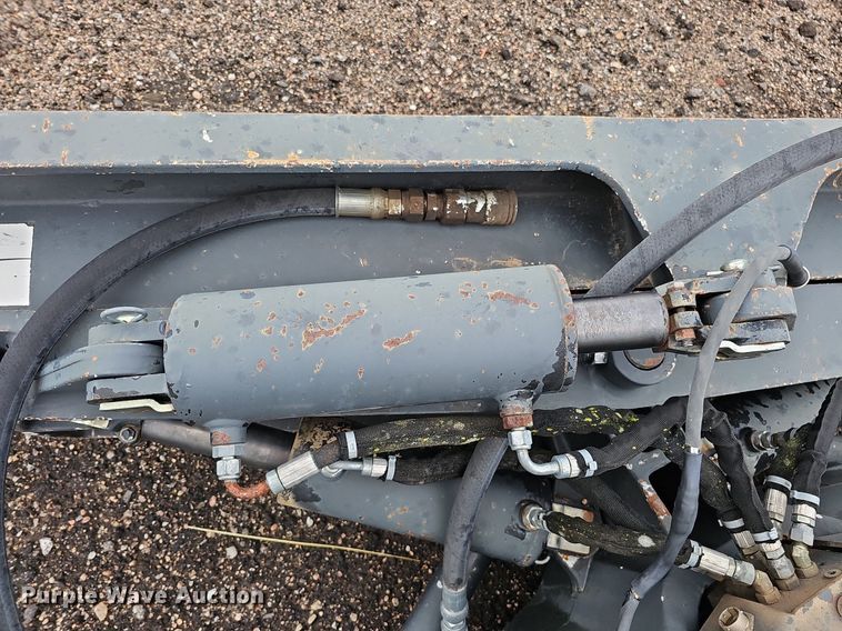 image for item MD9996 2008 Bobcat Dozer 96  skid steer dozer blade