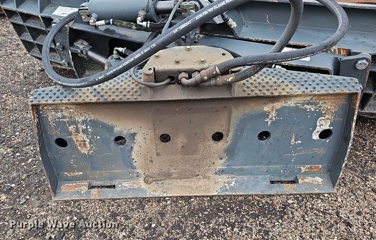 image for item MD9996 2008 Bobcat Dozer 96  skid steer dozer blade