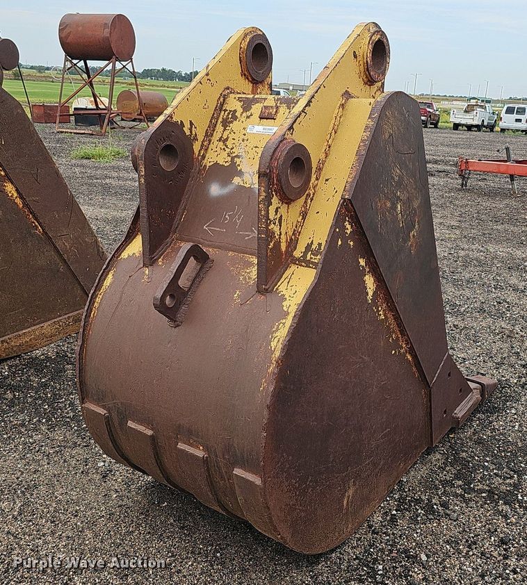 image for item MD9997 Kobelco 912  36"W excavator bucket